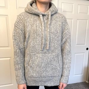 Warm sweater. Great condition